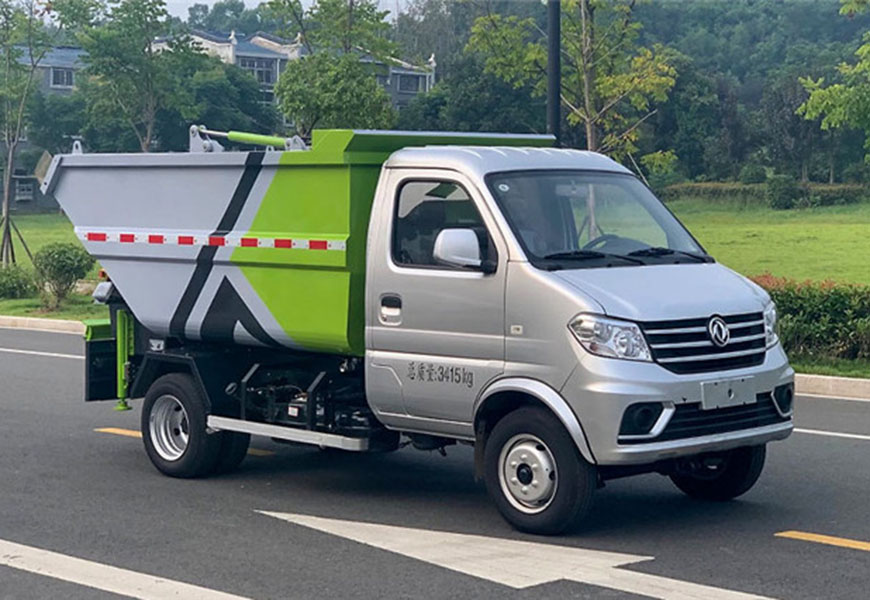 東風(fēng)小康后裝高位掛桶無(wú)泄漏垃圾車(3方)