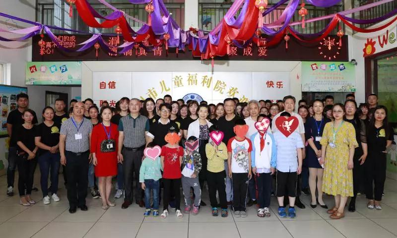 弘揚傳統(tǒng)美德，關(guān)愛兒童成長----首屆“魅力隨州，多彩程力”抖音大賽捐贈公益活動紀(jì)實